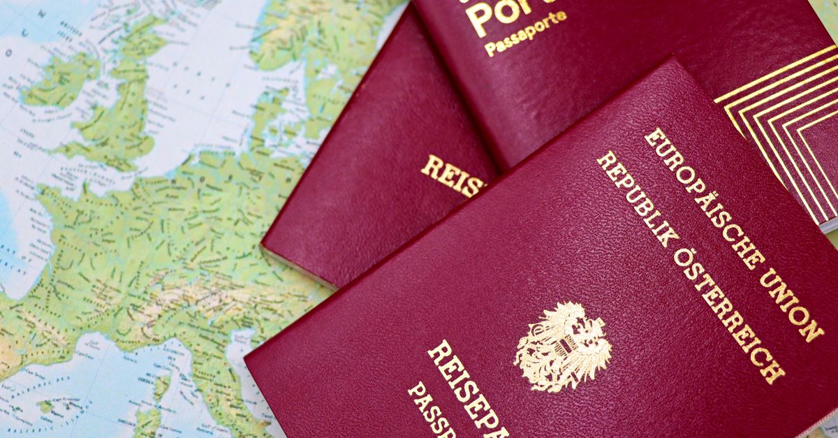 Te han denegado la residencia: ¿qué puedes hacer ahora?